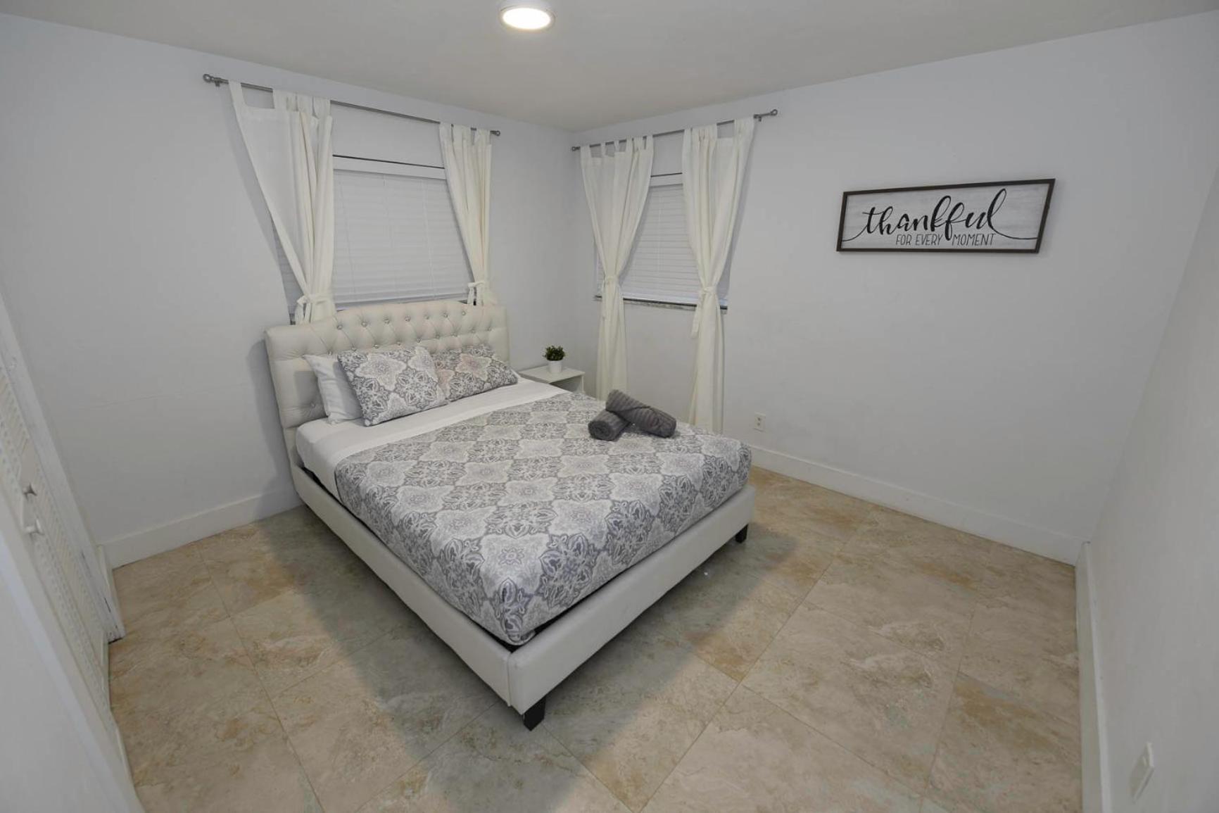 Apartamento N61 Hollywood Exterior foto